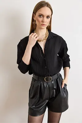Olalook Kadın Siyah Dokulu Hafif Transparan Loose Fit Gömlek GML-19001408