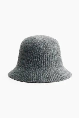 H&M Lastik Örgülü Balıkçı Şapkası