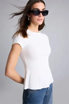 Defacto %100 Pamuk Slim Fit Bisiklet Yaka Ribana Kısa Kollu Tişört H6057AX26SM