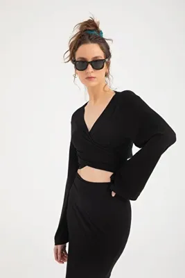 SHEISMONO Ultra Soft Bağlamalı Volan Kol Bluz Siyah