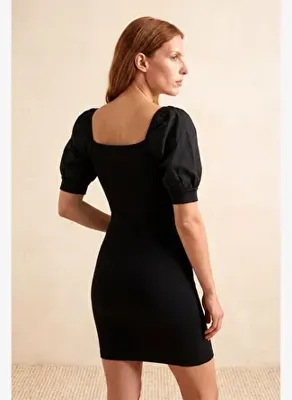 WestMark London Kadın Slim Fit Kare Yaka Yarım Balon Kol Siyah Pamuklu Fitilli Ribana Mini Elbise GABRIELA