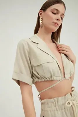 Quzu Önü Bağlamalı Crop Keten Gömlek Naturel