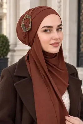 Aişe tesettür Kahverengi Toka Detaylı Kelebek Bone Şal