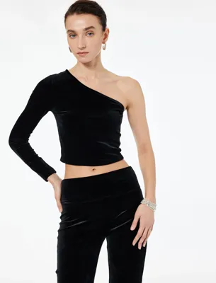 Koton Slim Fit Asimetrik Yaka Uzun Kollu Crop Tek Omuz Kadife Bluz