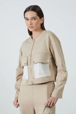 Gizia Gold Çıtçıt Detaylı Geniş Cepli Bej Ceket