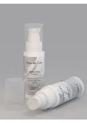 Naturalis Care Hyaluronic Asit İçeren Nemlendirici Güneş Kremi 50 ml Tüm Cilt Tipleri İçin SPF 15