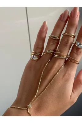 Hegi Collection DAMLA TAŞLI SERÇE PARMAK YÜZÜĞÜ