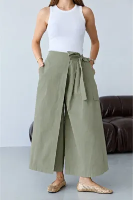 TRENDYOLMİLLA Haki Kapama Detaylı Pantolon TWOAW27PL00058