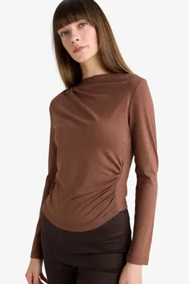 Defacto Slim Fit Dar Kesim Kayık Yaka Uzun Kollu Bluz