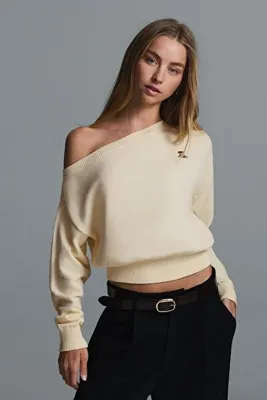 Bershka Nakışlı geniş yaka kazak