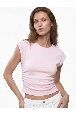 Koton Pamuklu Slim Fit Drape Detaylı Bisiklet Yaka Kısa Kollu Tişört